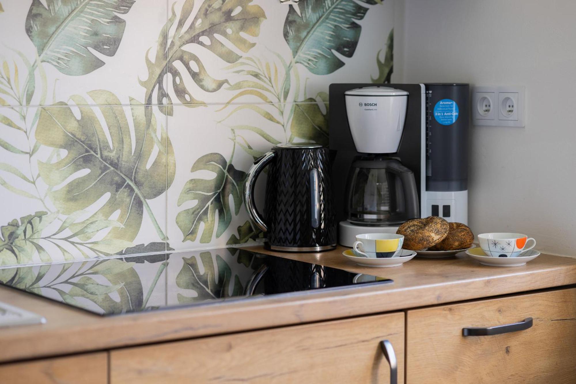 Spacious Apartment For 6 People Near The Old Town By Noclegi Renters Warszawa Exteriör bild